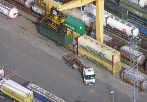 service de manutention portuaire - MEDLINE LOGISTICS"